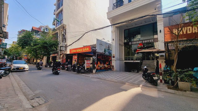 Siêu Hiếm! Nhà 77m², Mặt Tiền 8m, GPXD 7 Tầng – Ngõ Ô Tô Đội Cấn, Ba Đình – Chỉ 23.5 Tỷ - Ảnh 1