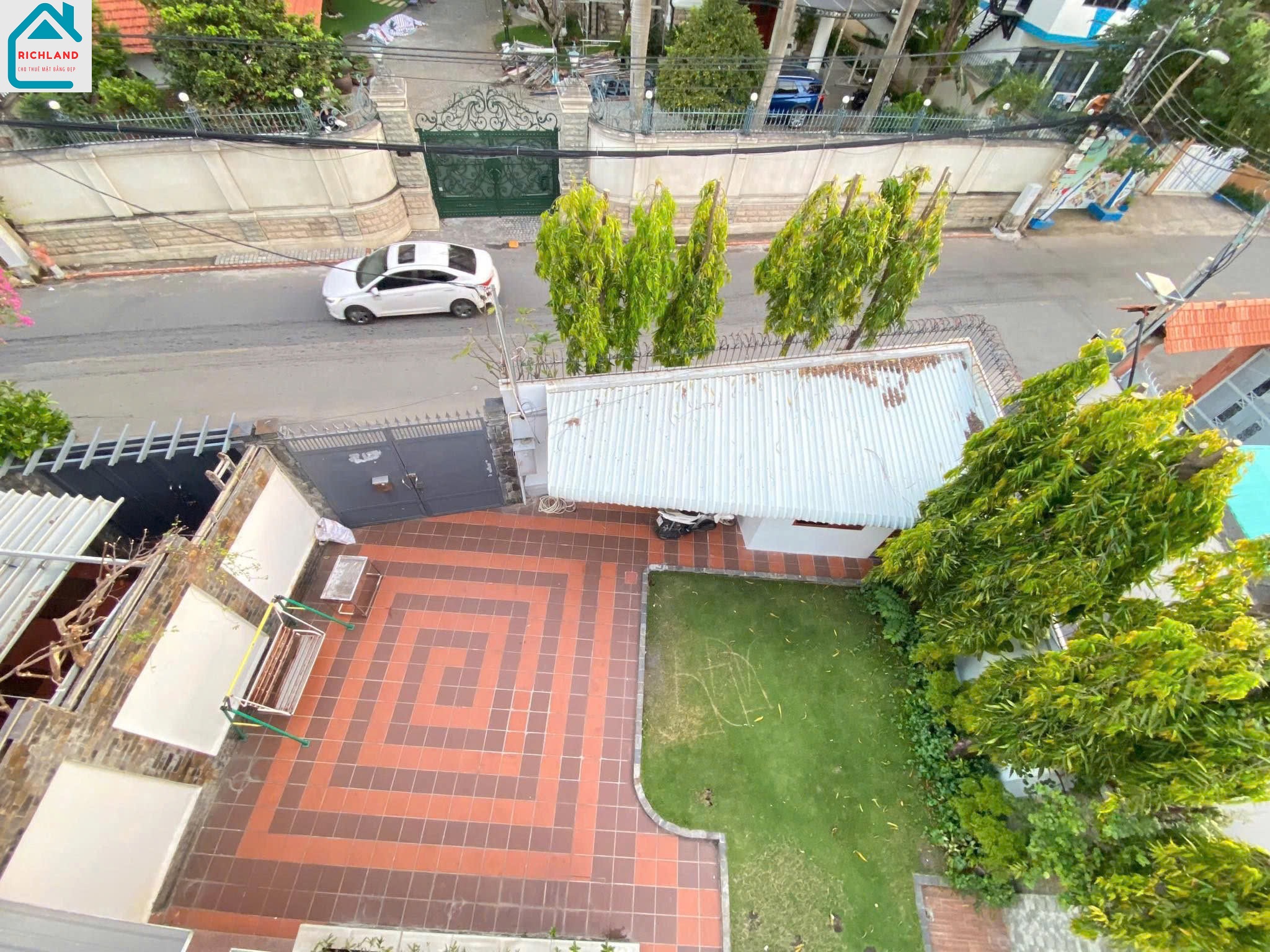 Cho thuê biệt thự Nguyễn Ư Dĩ P.Thảo Điền Q.2+ Diện tích: 20mx35m(Trệt 2L)_Giá 4.000$ - Ảnh 3