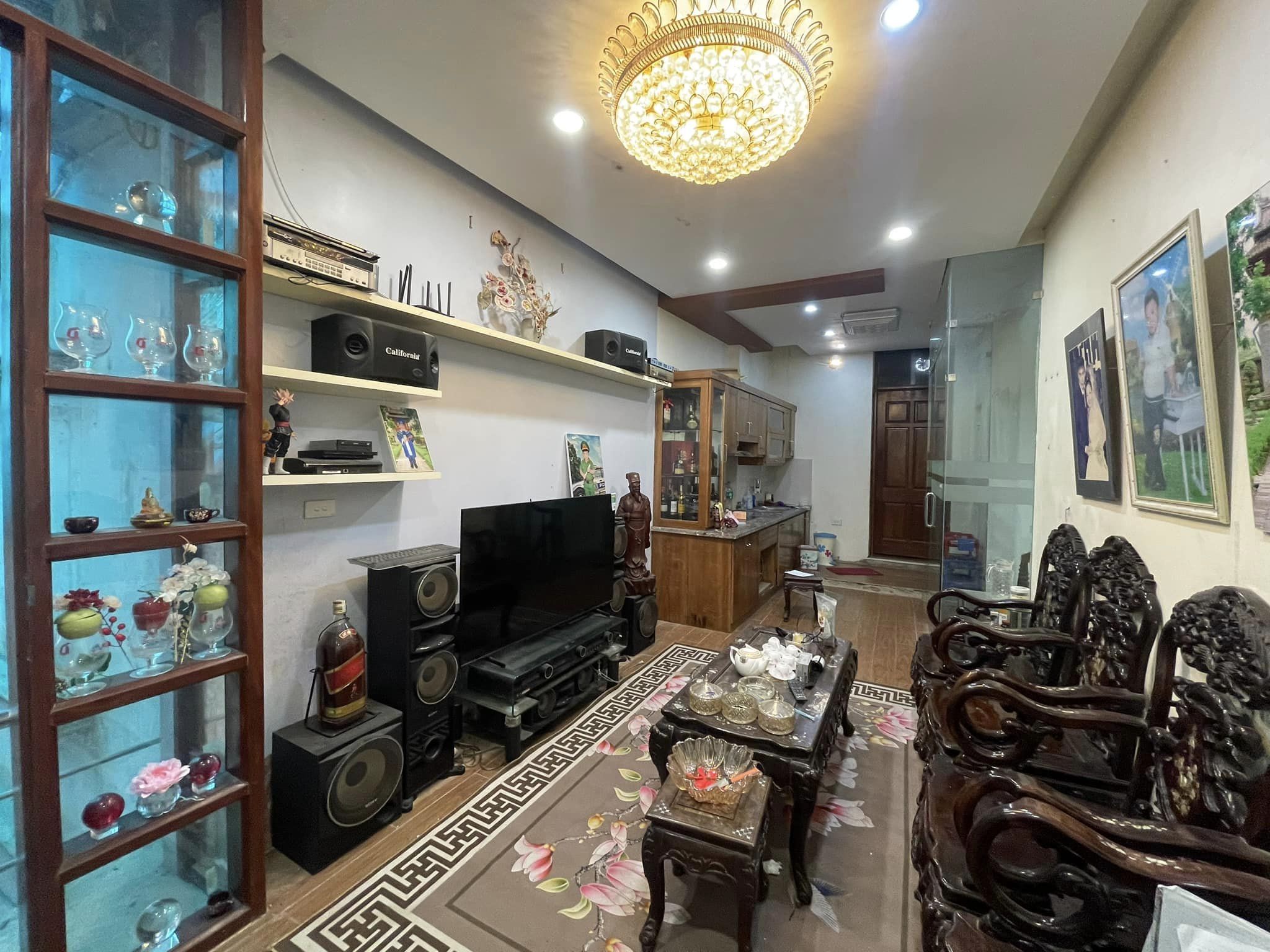 Bán nhà Đào Tấn ngõ thông gần ô tô 50m, 4 tầng 11 tỷ - Ảnh chính