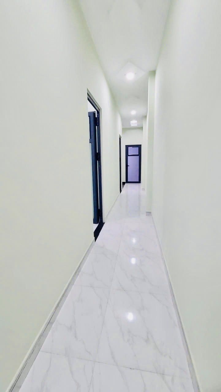 HIẾM KẾ BÊN GÒ VẤP - GẦN 80M2 ĐƯỜNG BỜ KÊNH THẠNH LỘC - HẺM 1/ XE HƠI 5M - 4 PHÒNG NGỦ - 2 TẦNG - Ảnh 1