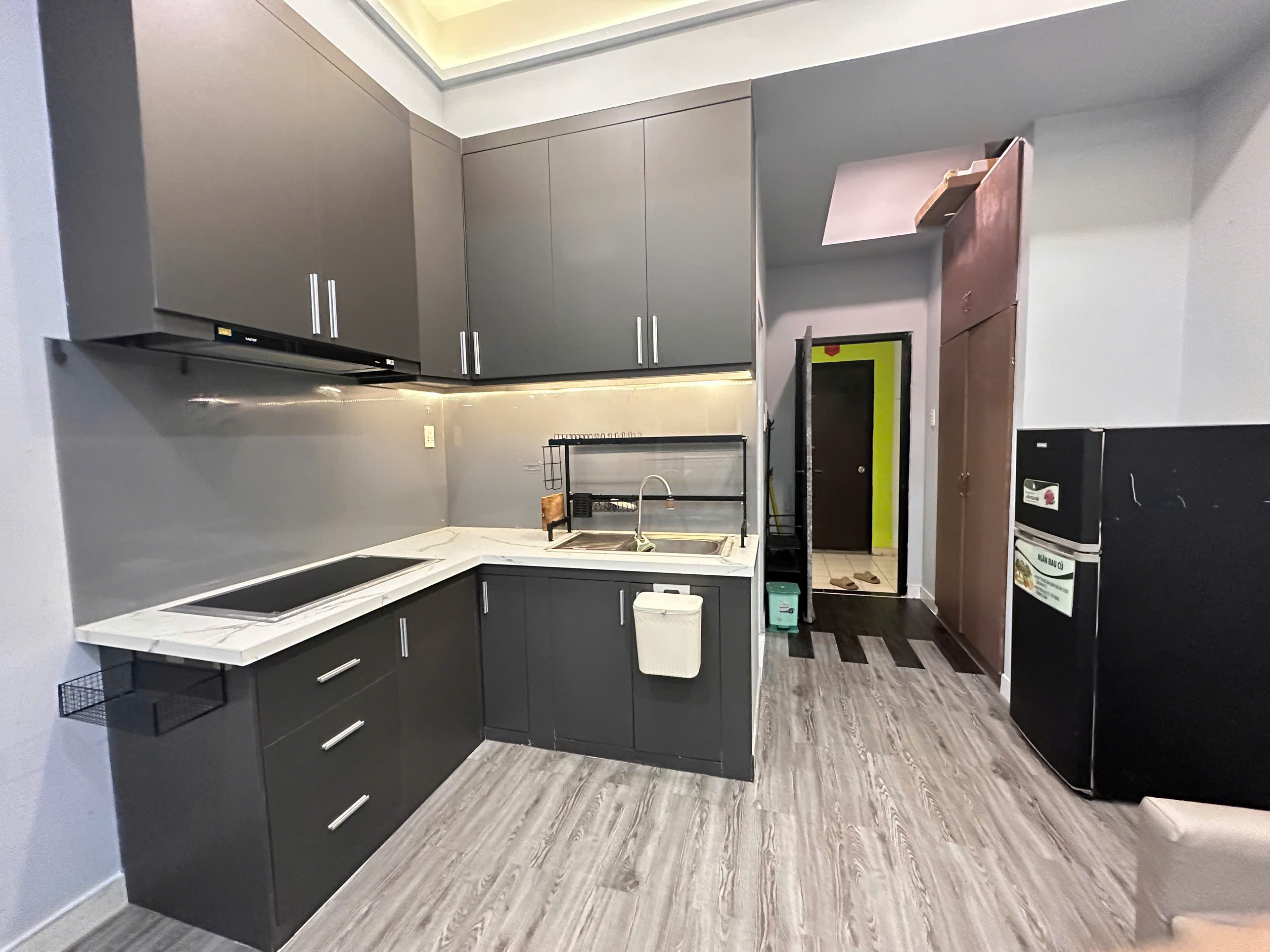 CHO THUÊ CĂN HỘ GẦN ETOWN CỘNG HOÀ, KDC ĐÔNG ĐÚC GẦN CHỢ TRƯỜNG HỌC, 33M 7.5TR/TH. LH:0935194193 - Ảnh 4