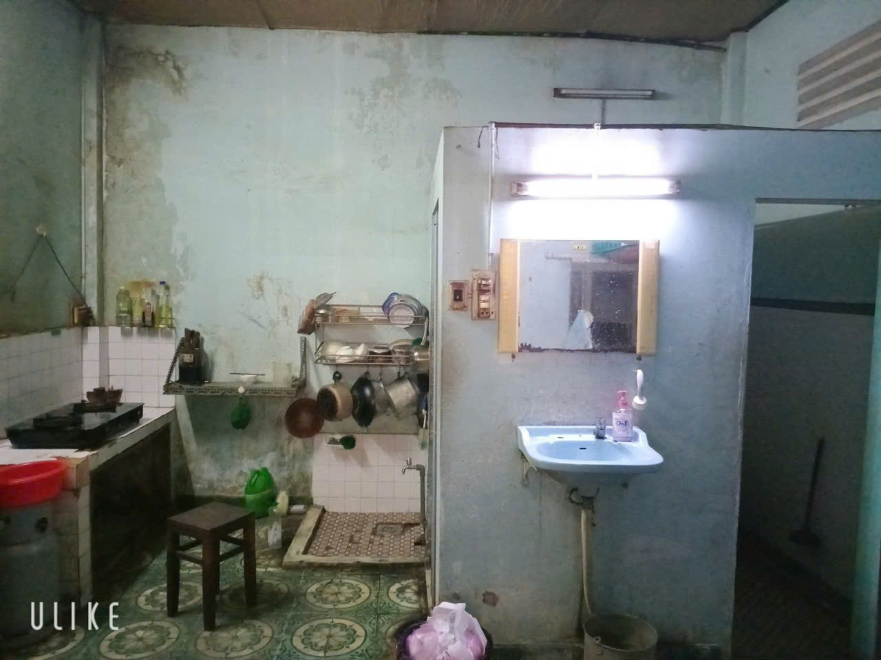 Bán nhà quận 10, đường Ba Tháng Hai, cấp  4, hẻm 3.5m, 62m2, 7.8 tỷ - Ảnh 2