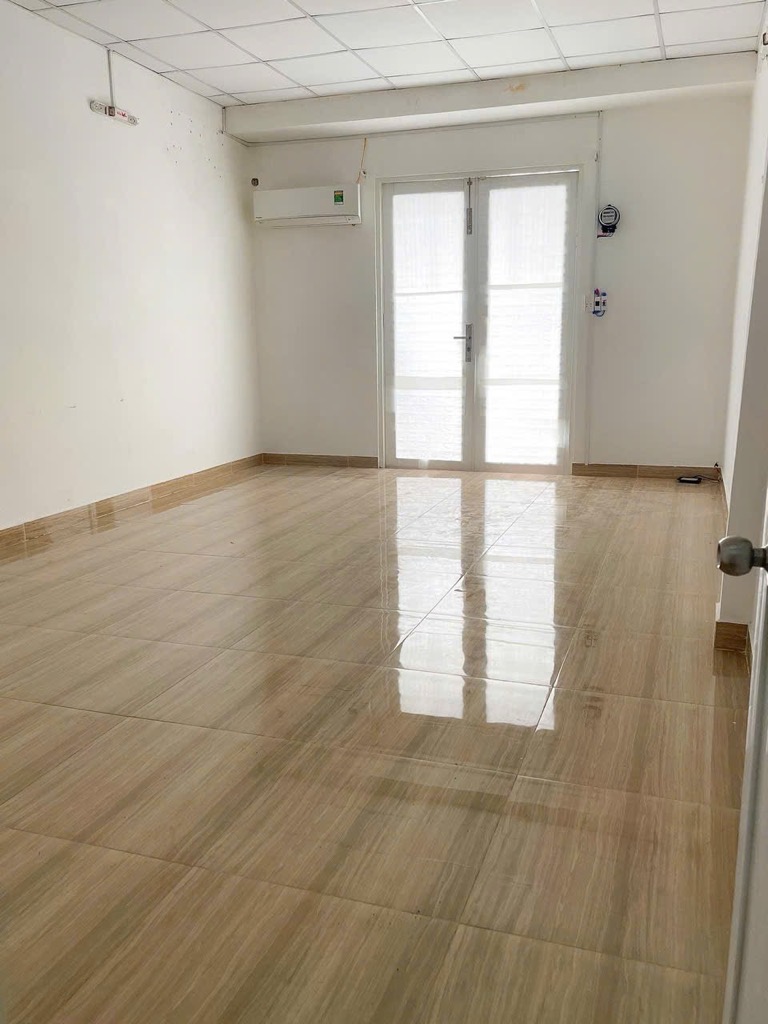 NHÀ BÁN QUANG TRUNG GV - GẦN CHỢ HẠNH THÔNG TÂY & NGÃ 3 VỚI TÂN SƠN  - DT 67M² - 2 TẦNG CHỈ HƠN 4 TỶ - Ảnh 4
