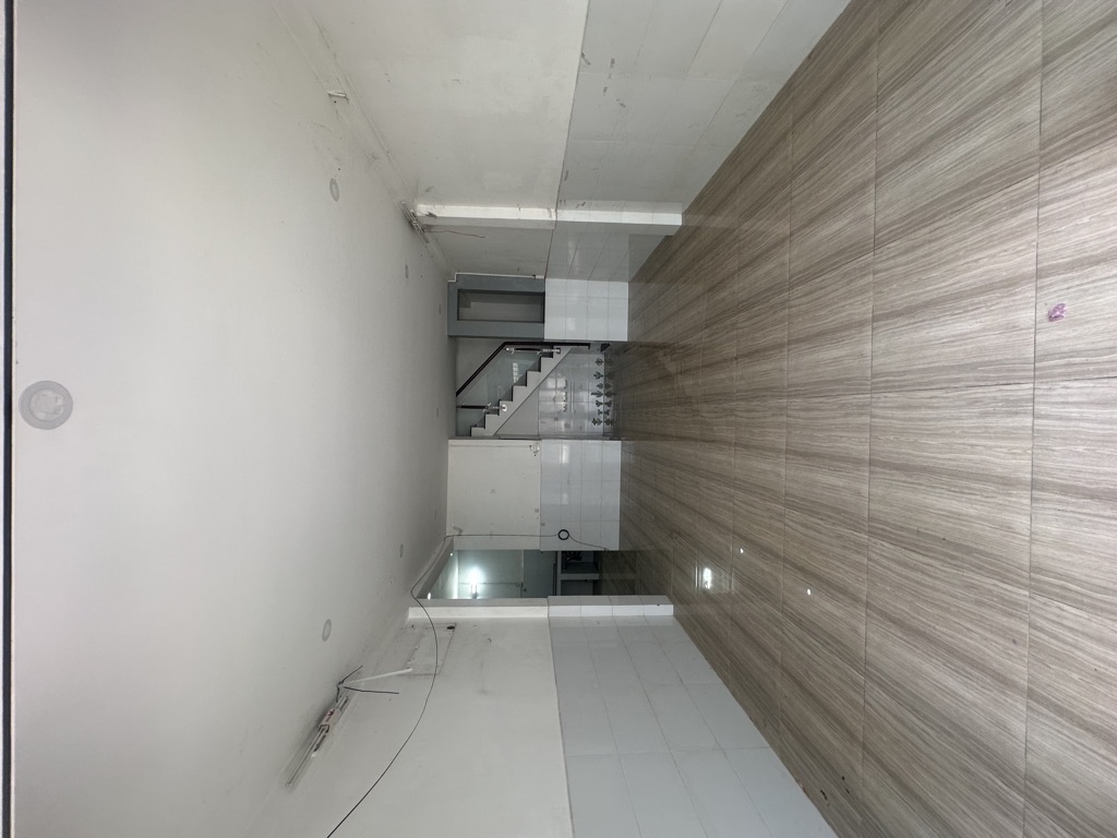 NHÀ BÁN QUANG TRUNG GV - GẦN CHỢ HẠNH THÔNG TÂY & NGÃ 3 VỚI TÂN SƠN  - DT 67M² - 2 TẦNG CHỈ HƠN 4 TỶ - Ảnh 3