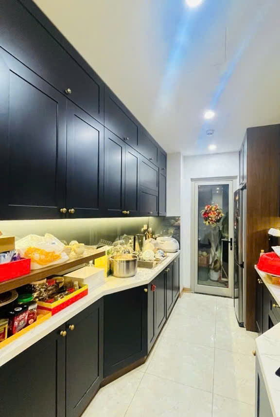 Hiếm  - Căn góc 99m2-3PN, tầng đẹp, view đỉnh, NT đẹp ở ngay Hàm Nghi, giá 6 tỷ2 - Ảnh 3