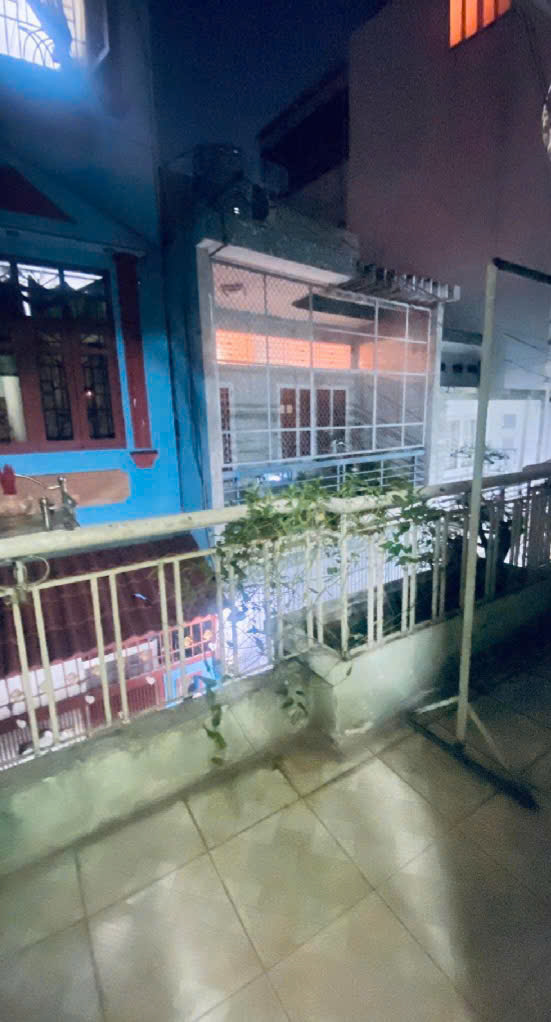 Cần bán gấp Nhà Thích Quảng Đức p4, Phú Nhuận, hẻm xe hơi. Giá chỉ còn 5,6 tỷ! - Ảnh 1