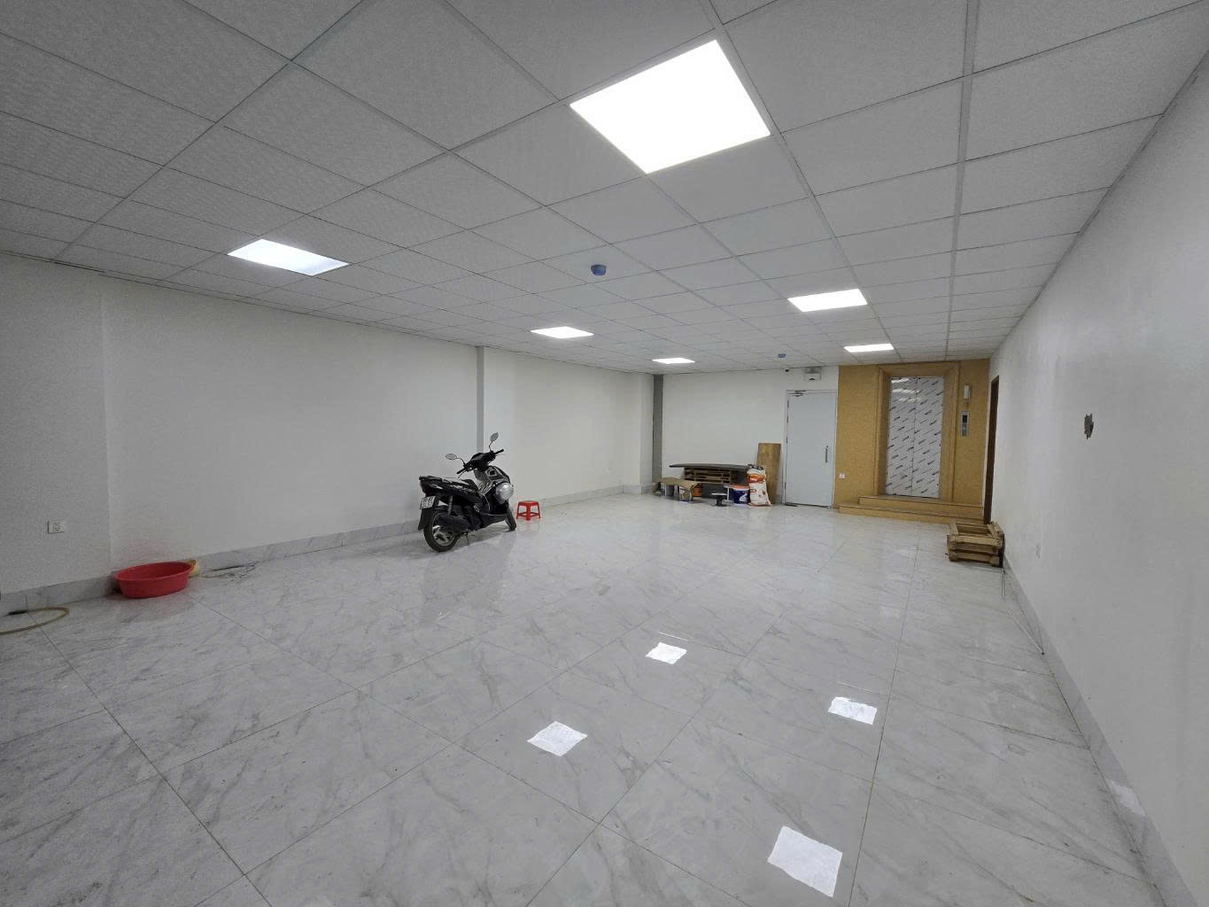 TÒA NHÀ LÔ GÓC 175M² x 9 TẦNG – VIEW HỒ TÂY – KINH DOANH – HOÀNG HOA THÁM, BA ĐÌNH – 75 TỶ - Ảnh chính