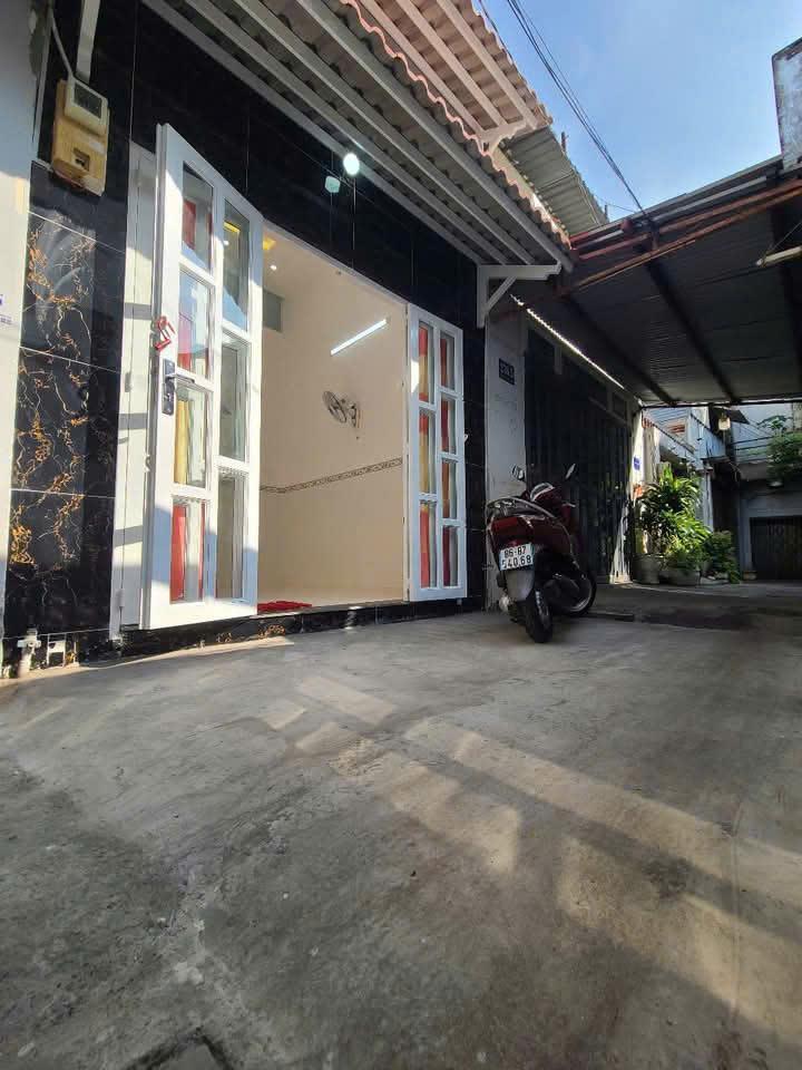 NHÀ ĐẸP- GIÁ TỐT  Cần bán nhanh 2 căn nhà vị trí tại quận 12,TPHCM - Ảnh 3