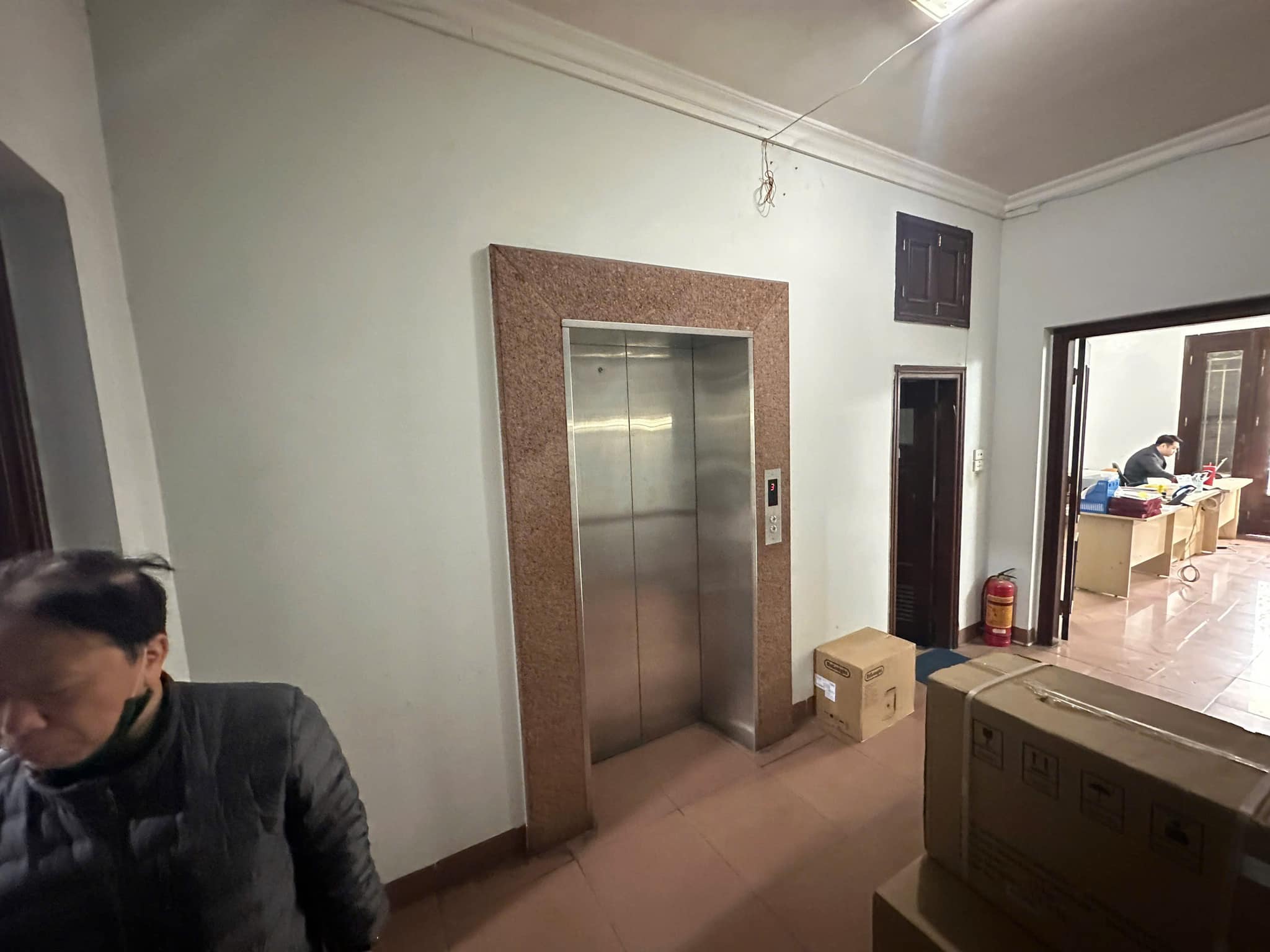 Nhà Phố Triệu  Đô, 6 Tầng – 2 Mặt Tiền Phố Văn Cao, Ba Đình, Hà Nội.  80m2  giá 98 Tỷ - Ảnh 3