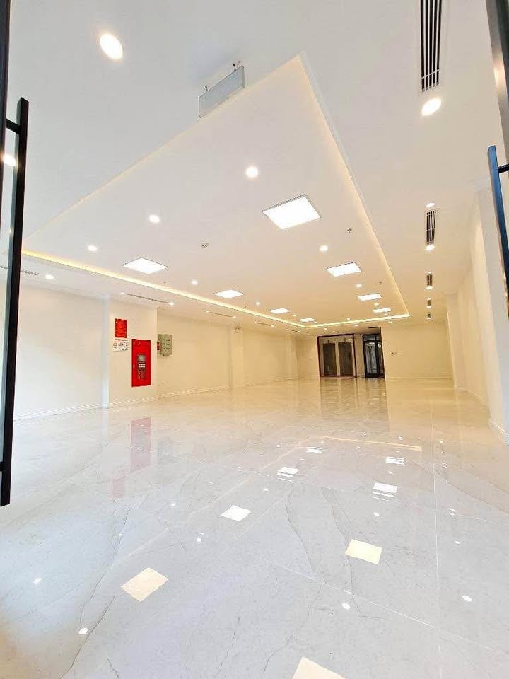 BÁN GẤP NHÀ PHỐ NGUYỄN XIỂN, Ô TÔ TRÁNH, VĂN PHÒNG_DT 80M2, 8 TẦNG, MT 6M, 30TỶ - Ảnh 2