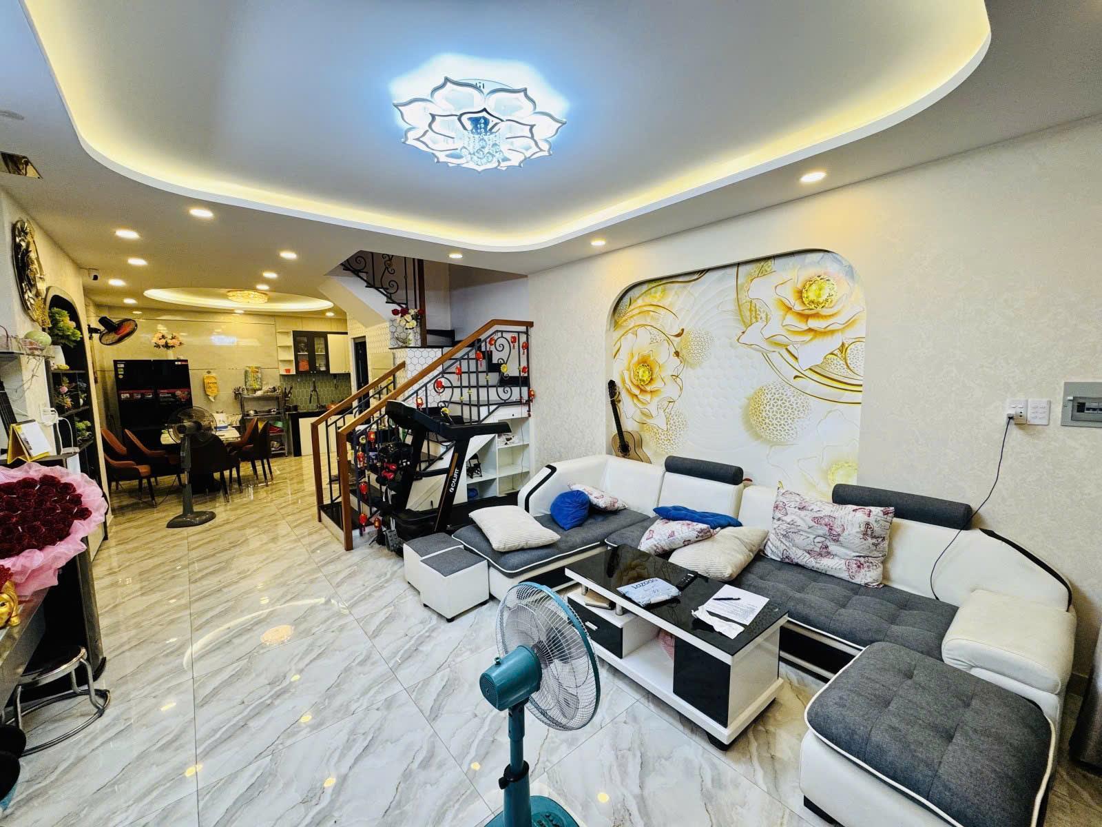 GẤP BÁN, 51m2, 2Tầng,HXH,Tặng nội thất, Quang Trung Gò Vấp chỉ 5.3 Tỷ. - Ảnh chính