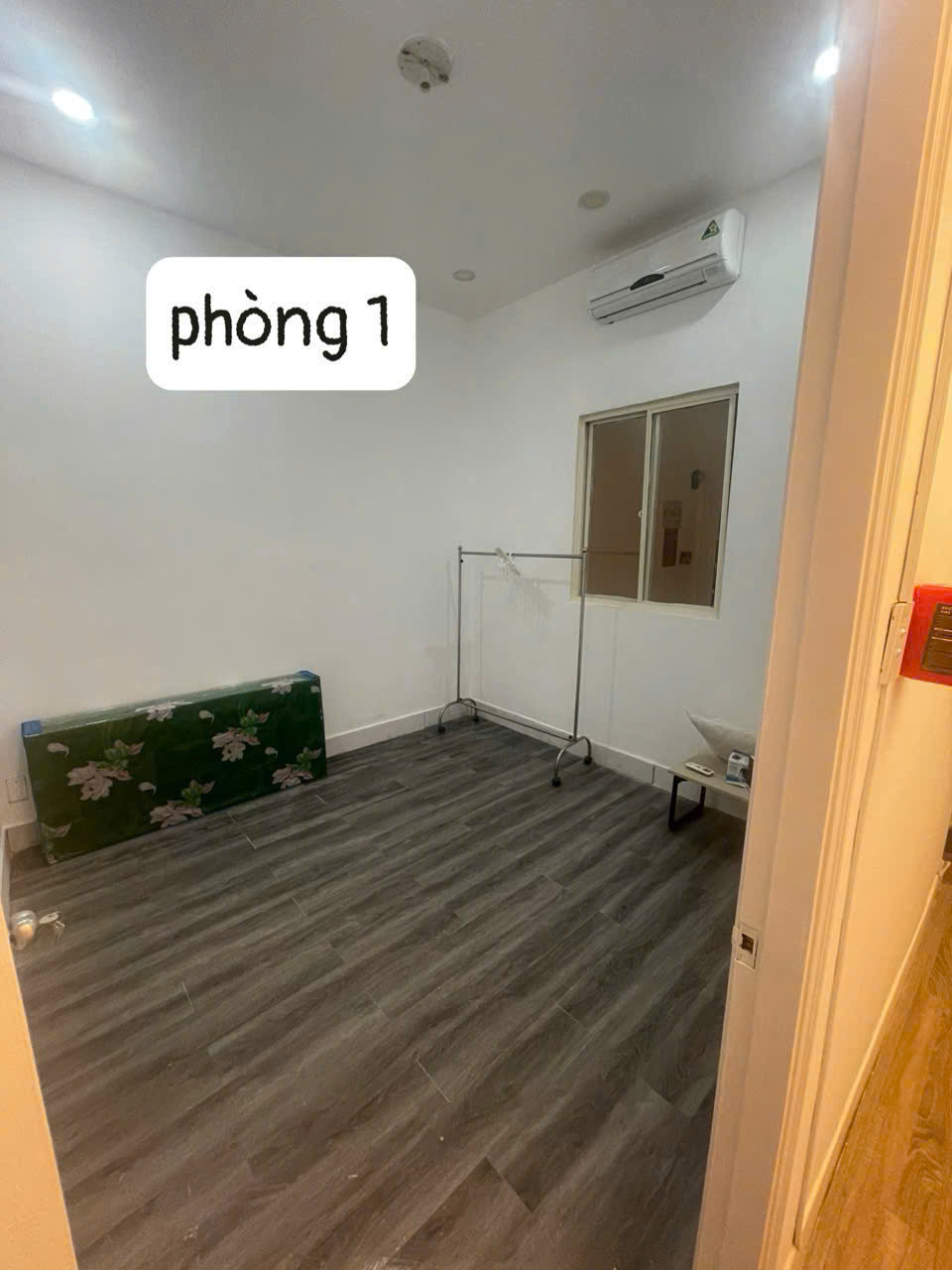 MÌNH CÒN 3 PHÒNG CHO THUÊ - GIÁ TỐT - LÊ VĂN SỸ - KHU TÂN BÌNH GIÁP PHÚ NHUẬN, HCM - Ảnh chính