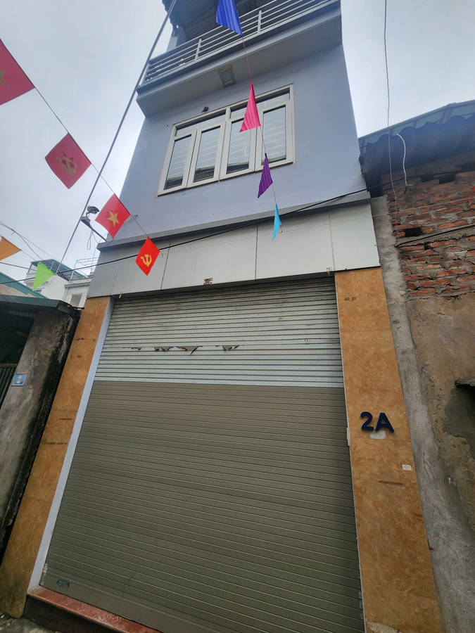 *Bán nhà 3 tầng phố Thanh Am-Long Biên diện tích 37m2 x 3 tầng,mặt tiền 3.5m, 5.75 tỷ.Ô TÔ QUA. - Ảnh chính