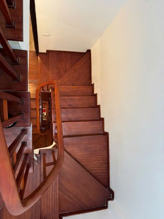 NHÀ MỚI Ở LUÔN phố Xuân Đỗ- Long Biên 30m2 5 tầng, mặt tiền 5.5m, 5.2 tỷ. - Ảnh 4