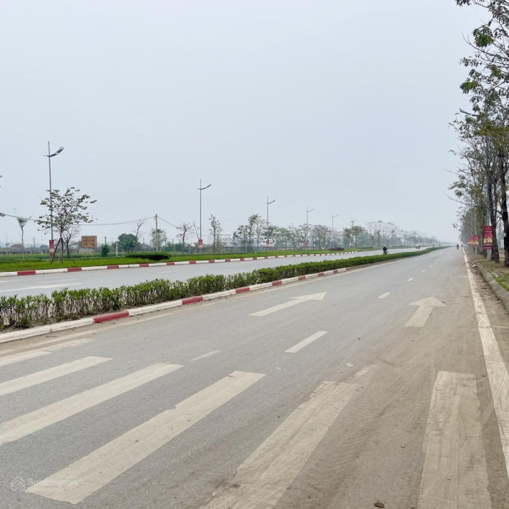 TÒA CHDV TÂY TỰU - ĐH CÔNG NGHIỆP B  60m 7T thang máy 14 phòng khép kín chỉ 10.6 tỷ - Ảnh 1
