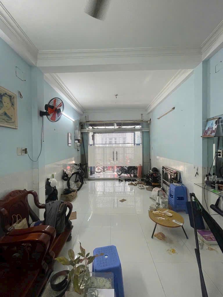 **NGỘP BANK- Bán Gấp Nhà Chính Chủ Chưa Qua ĐT Ngay Hòa Hảo 3Tầng,33m,3PN Xíu 5Tỷ - Ảnh chính
