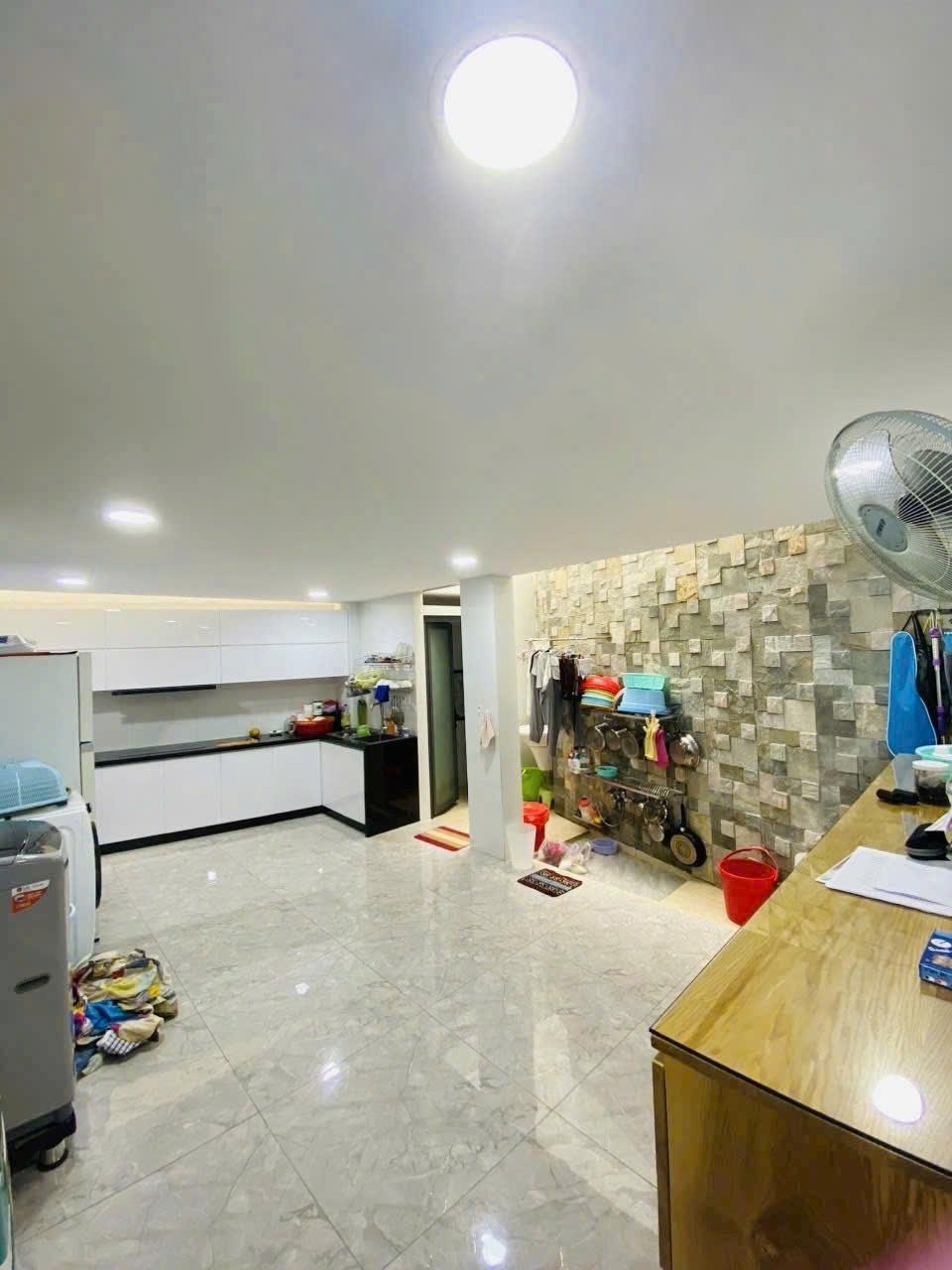* Nhà MTĐ Bình Thới, Quận 11 - ngang hiếm 5.3x18m - 5 tầng – 5PN Nội Thất Cao Cấp Mới - Gấp bán 18 - Ảnh 3