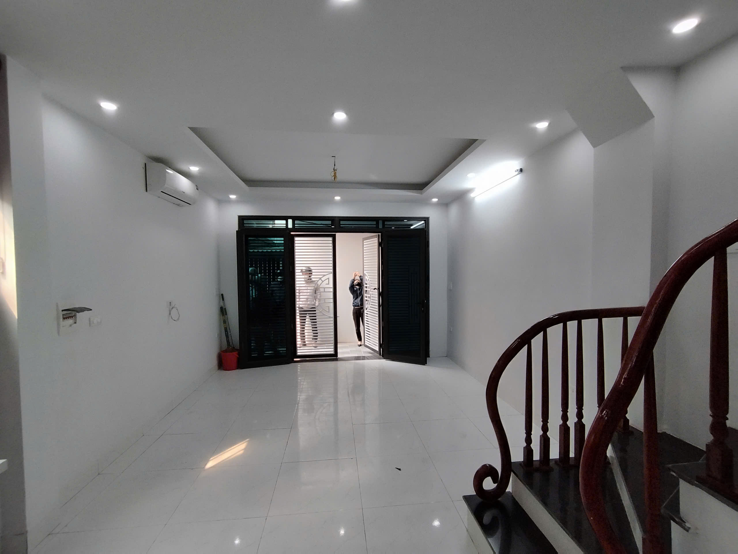 CẦN BÁN GẤP NHÀ MỚI 4.5 TẦNG – VẠN PHÚC, HÀ ĐÔNG – GIÁ 6,6 TỶ (CÓ THƯƠNG LƯỢNG) - Ảnh 5