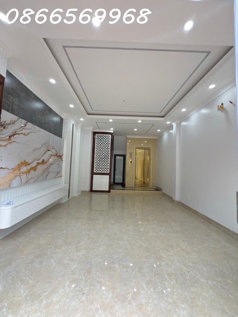 NHÀ MỚI – 36M x 6 TẦNG THANG MÁY – NGÕ ĐẸP NHẤT PHỐ CẦU GIẤY – Ô TÔ ĐỖ CỬA – GIÁ 9.9 TỶ - Ảnh chính
