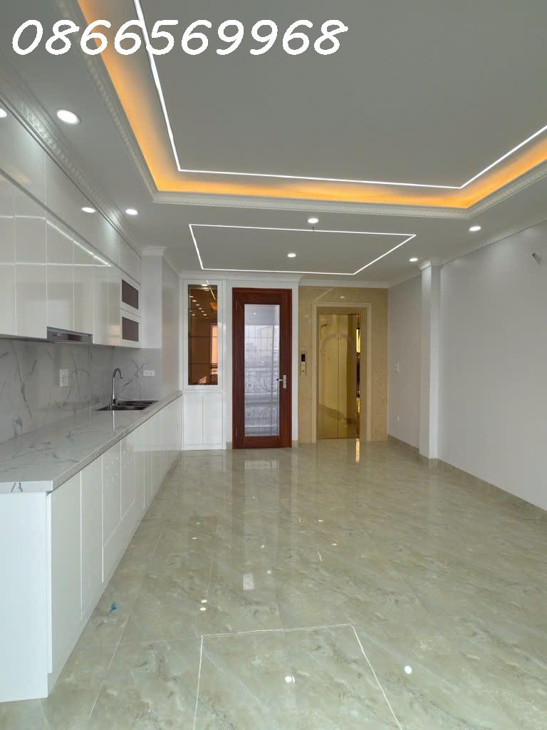 NHÀ MỚI – 36M x 6 TẦNG THANG MÁY – NGÕ ĐẸP NHẤT PHỐ CẦU GIẤY – Ô TÔ ĐỖ CỬA – GIÁ 9.9 TỶ - Ảnh 3
