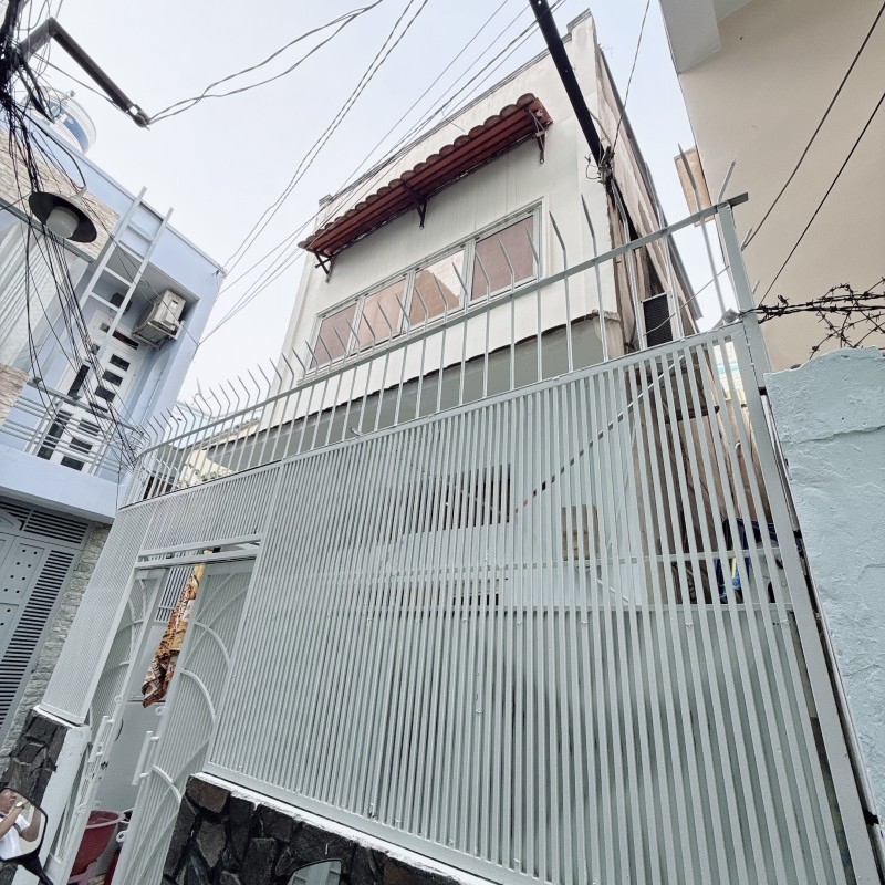 N284- Nhà Bán Quận 3 , Trần Quang Diệu ,  60M2 ,  ngang đẹp 4.3m2 , xây bê tông cốt thép  Giá 6 tỷ - Ảnh 3