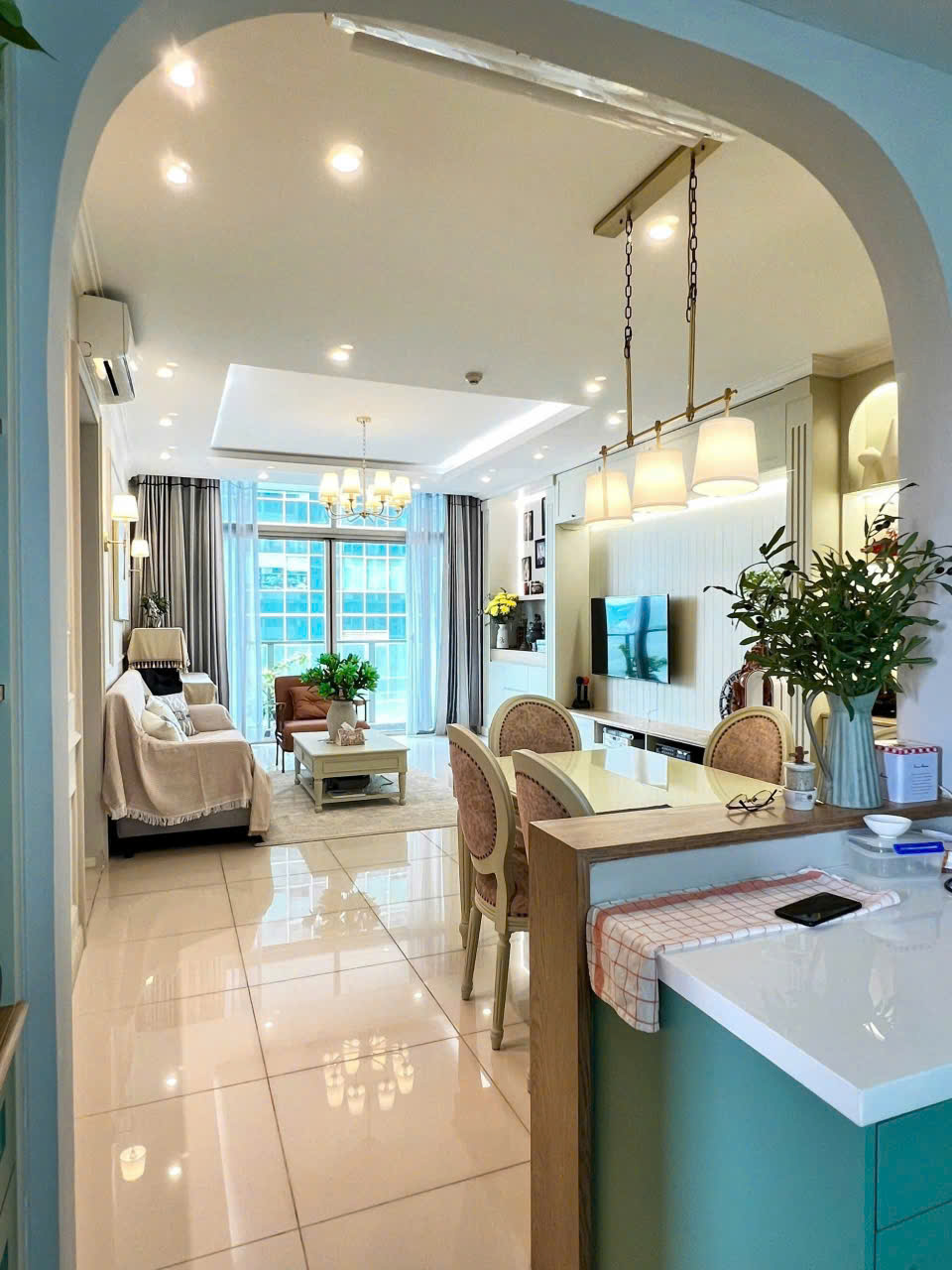 Cho thuê căn hộ 3 phòng ngủ + 1 kho tại The Vista - Diện tích 159m2 - Giá 1700$/tháng - Đầy đủ nội - Ảnh 1