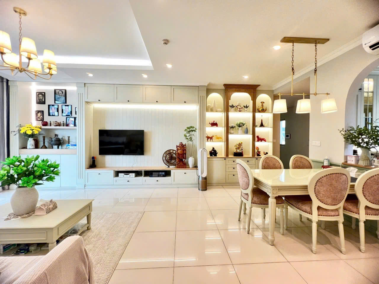 Cho thuê căn hộ 3 phòng ngủ + 1 kho tại The Vista - Diện tích 159m2 - Giá 1700$/tháng - Đầy đủ nội - Ảnh chính