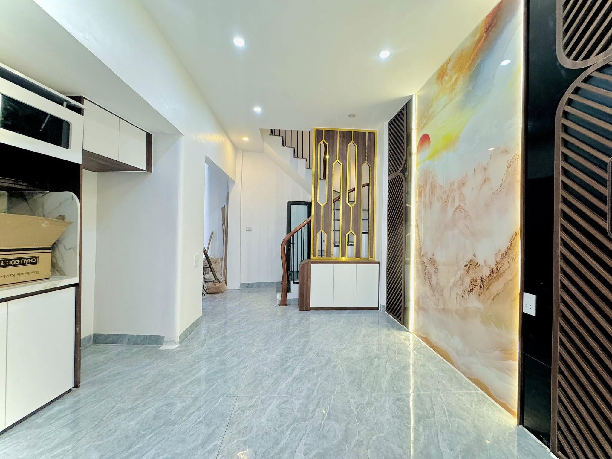 Nhà 4T khu Vĩnh Tuy -nhà mới -ở ngay 4T 40M- ngõ thông-cách ô tô 20M - Ảnh chính