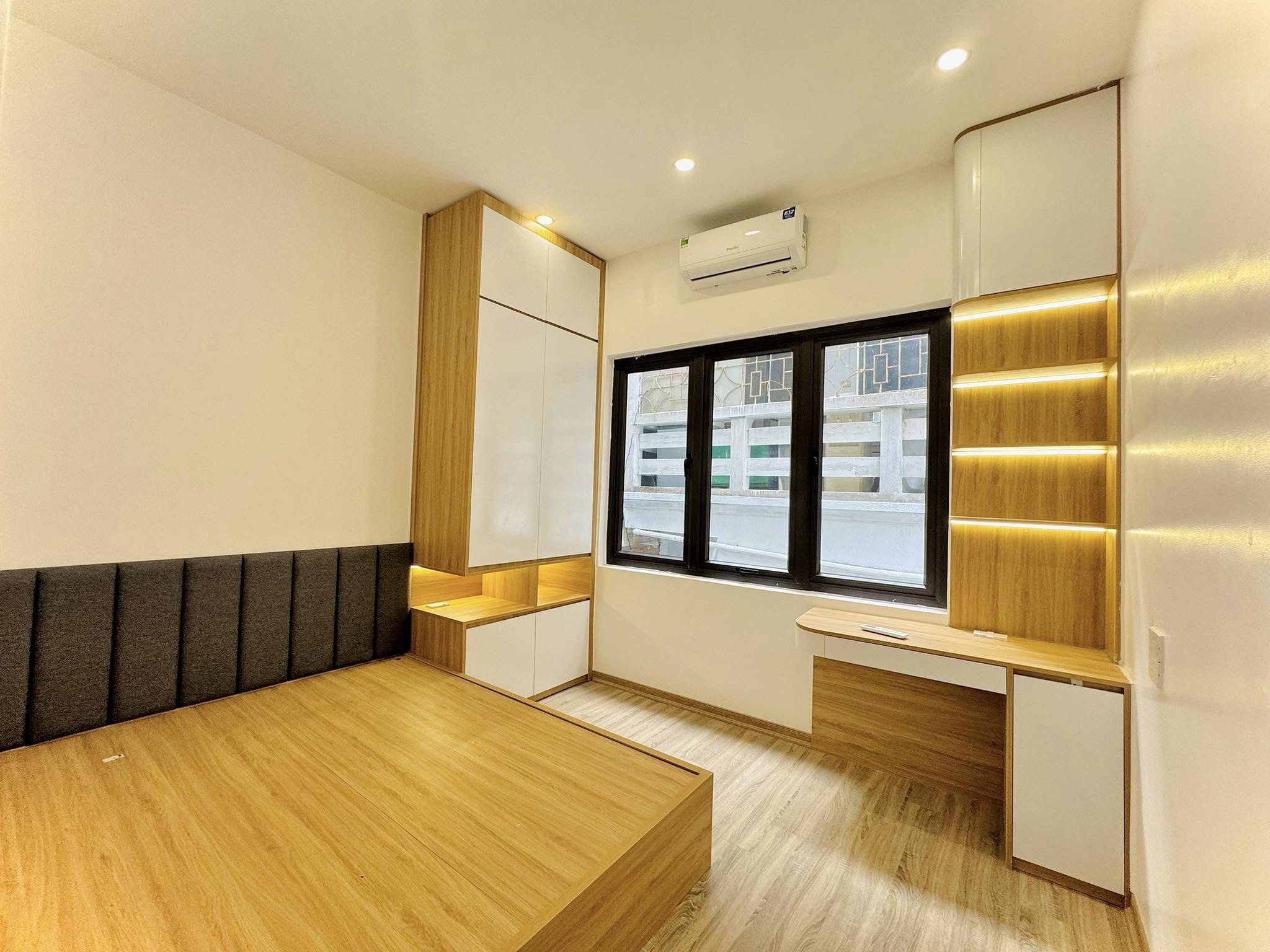Nhà 4T khu Vĩnh Tuy -nhà mới -ở ngay 4T 40M- ngõ thông-cách ô tô 20M - Ảnh 2