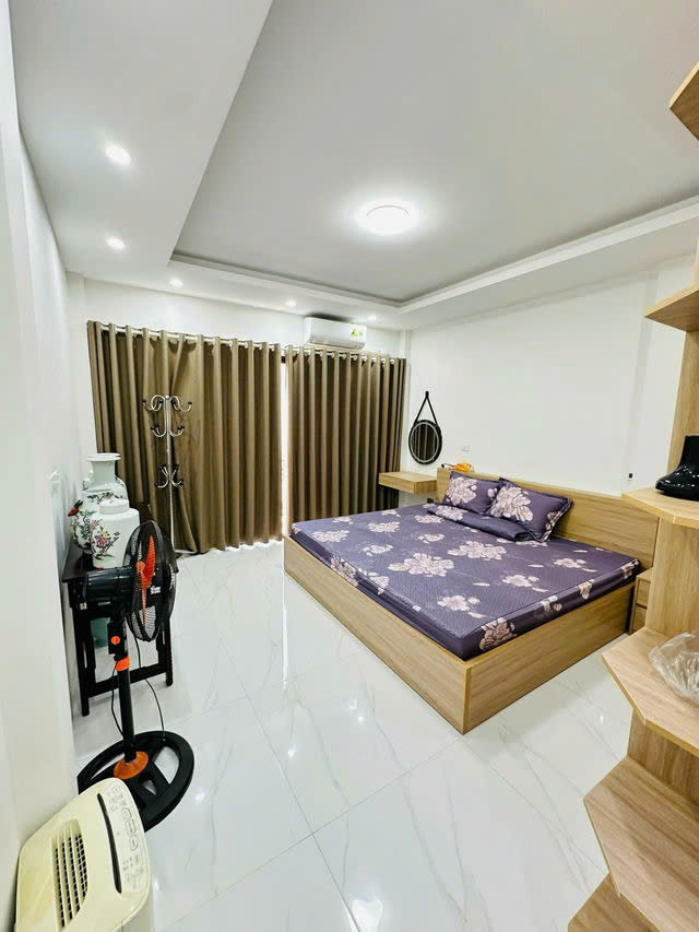 NHÀ ĐẸP DÂN XÂY phố Vũ Xuân Thiều-Long Biển 40 m2,X 5 tầng,mặt tiền 4.1m, 8.5 tỷ Long Biên. - Ảnh 1
