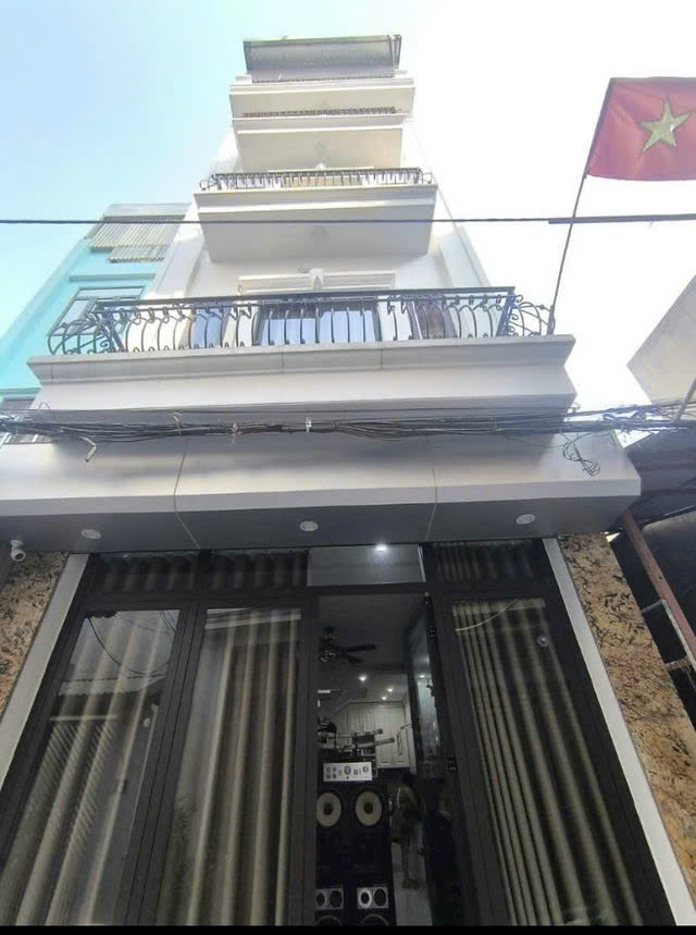 NHÀ ĐẸP DÂN XÂY phố Vũ Xuân Thiều-Long Biển 40 m2,X 5 tầng,mặt tiền 4.1m, 8.5 tỷ Long Biên. - Ảnh chính