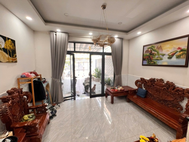 Mặt tiền kinh doanh 133m2 - Gần QL13 & ngã tư Hiệp Bình Phước, Nhà đẹp 3 tầng - hoàn công. - Ảnh 1