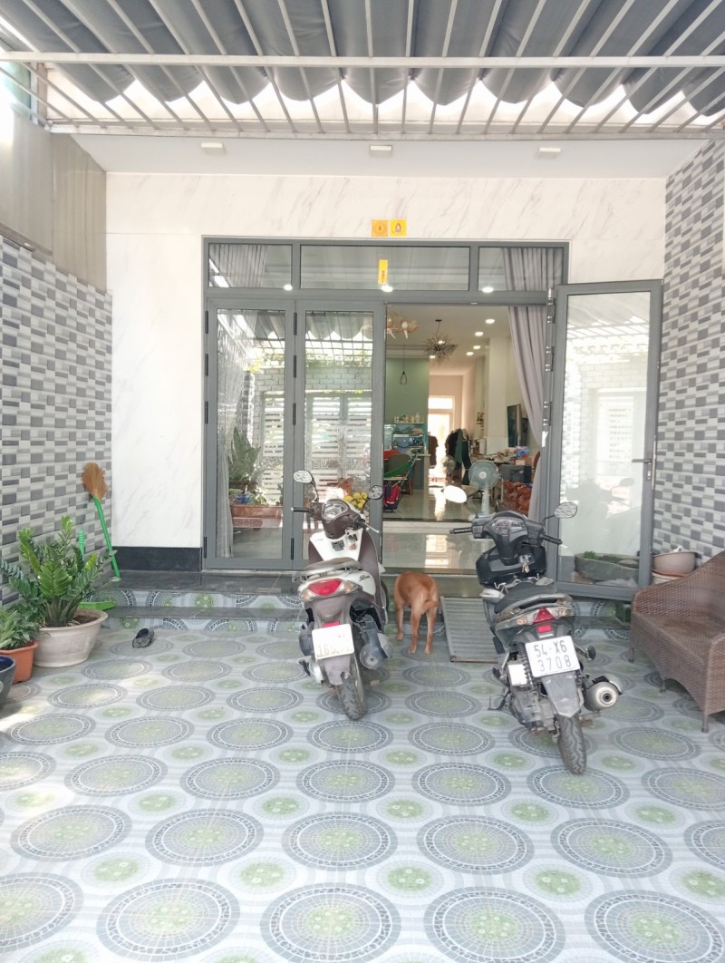 Mặt tiền kinh doanh 133m2 - Gần QL13 & ngã tư Hiệp Bình Phước, Nhà đẹp 3 tầng - hoàn công. - Ảnh 4