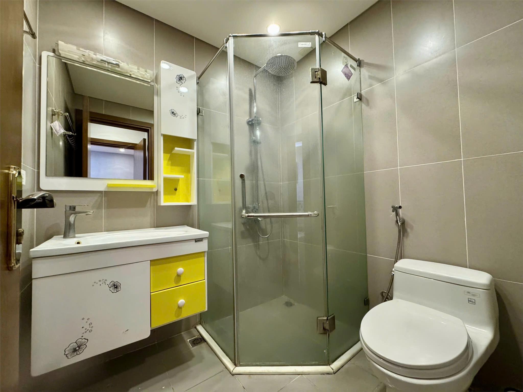 Bán 3 ngủ 2 WC tòa Ruby 4A  Goldmark City, nội thất mới 100% cao cấp nhập khẩu từ EU Đức, Ý - Ảnh 4