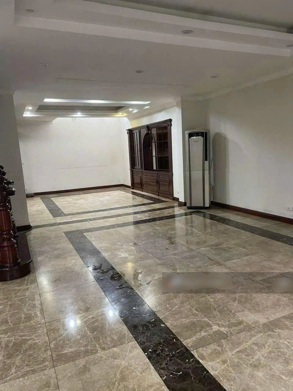 Nhà Mặt Phố Lạc Long Quân (Đối Diện LOTTE) 153m/4 Tầng (Có Hầm), MT 8.2m 86 Tỷ - Ảnh 2