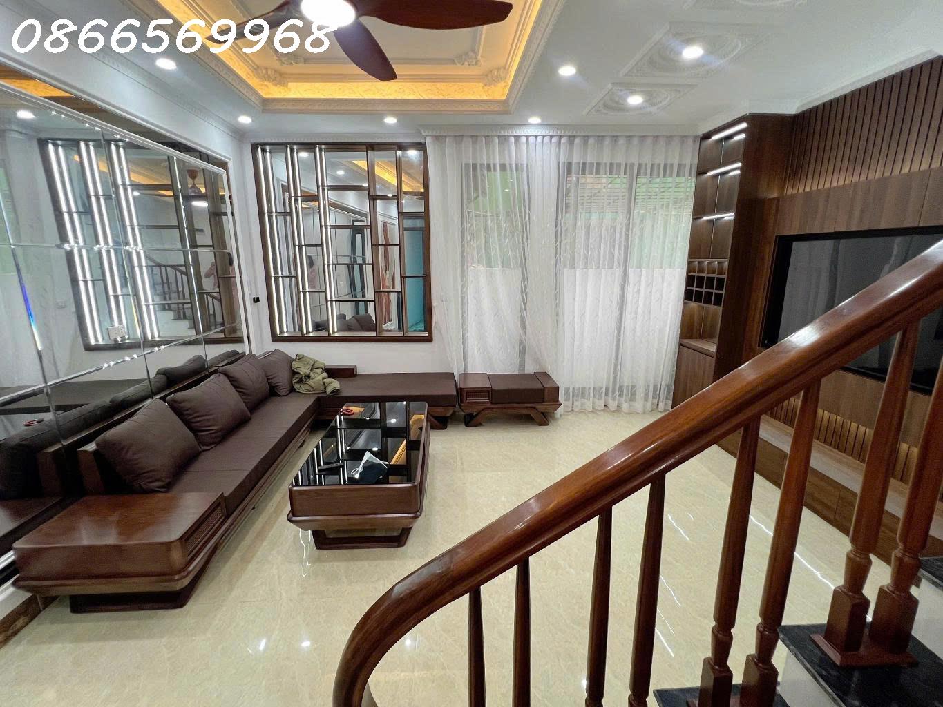 NHÀ ĐẸP CẦU GIẤY – 34M x 6 TẦNG – FULL NỘI THẤT – 10M RA Ô TÔ – GẦN HỒ – GIÁ 8.65 TỶ - Ảnh 4