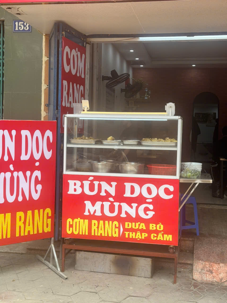 MÌNH CẦN NHƯỢNG LẠI MẶT BẰNG Ở KẾT HỢP KINH DOANH TỐT Ở MẶT PHỐ HOÀNG SÂM - NGHĨA ĐÔ - Ảnh 3