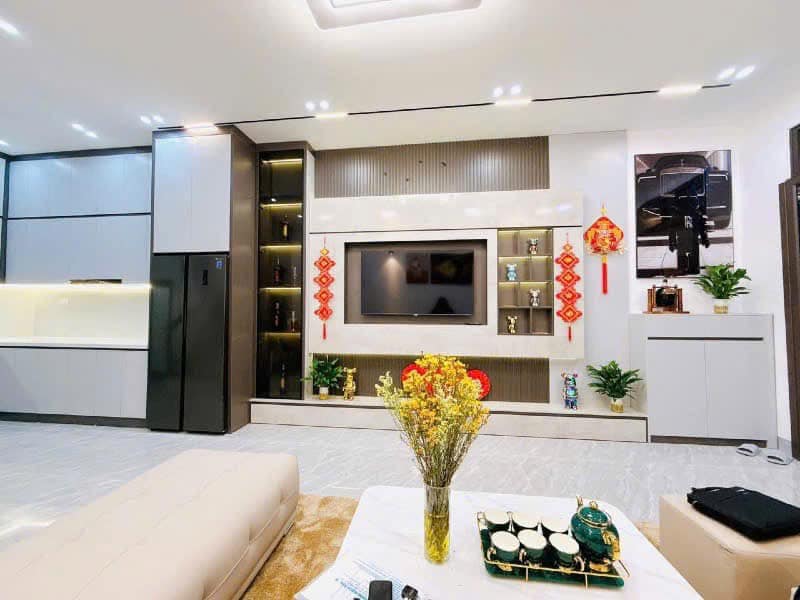 HIẾM CÓ KHÓ TÌM BÁN NHÀ YÊN HOÀ CẦU GIẤY XÂY MỚI 6 TẦNG THANG MÁY CHỈ NHỈNH 8 TỶ - Ảnh 3