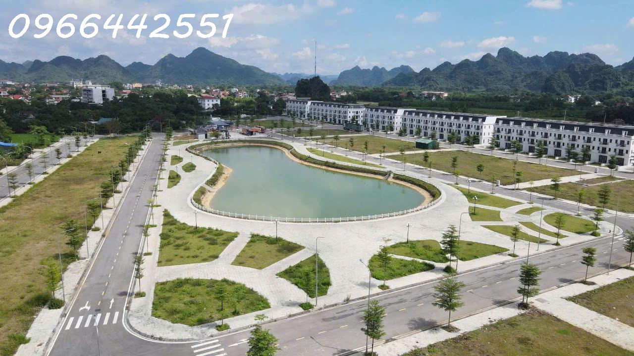 Đất dự án đẳng cấp nhất Yên Thủy sẵn sổ đỏ, hạ tầng đồng bộ, 3 ôtô VH thênh thang nhỉnh 2tỷ 132 m - Ảnh chính