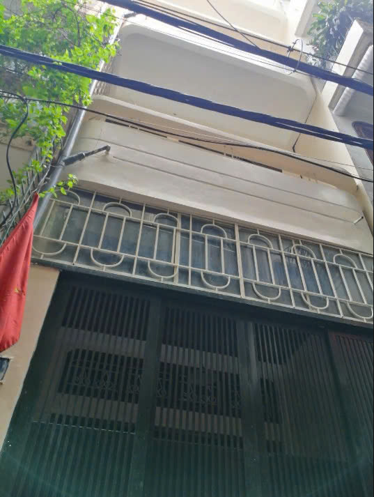 Chính chủ cần cho thuê nhà trong ngõ 94 phố Ngọc Khánh, Ba Đình, Hà Nội. - Ảnh chính
