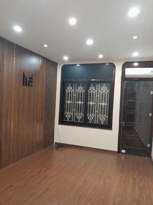 Chính chủ cần cho thuê nhà trong ngõ 94 phố Ngọc Khánh, Ba Đình, Hà Nội. - Ảnh 1