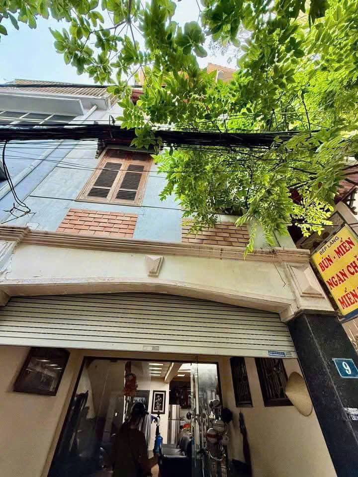 Bán nhà Trung Tâm Ba Đình . DT 76m2 ; 4T ; MT>7m ; Giá 18,5 tỷ - Ảnh chính