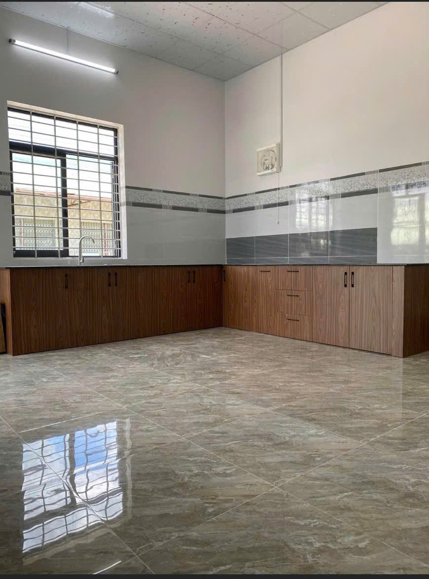 Do Chuyển Nơi Ở Khác Chính Chủ Cần Bán Nhà Ngay Chợ Bà Học Mới, Mỹ Tân, TP. Cao Lãnh. - Ảnh 2