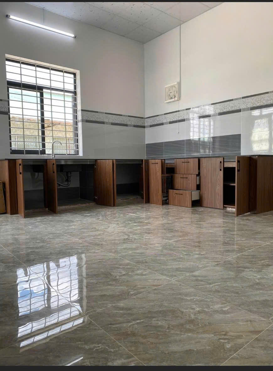 Do Chuyển Nơi Ở Khác Chính Chủ Cần Bán Nhà Ngay Chợ Bà Học Mới, Mỹ Tân, TP. Cao Lãnh. - Ảnh 3