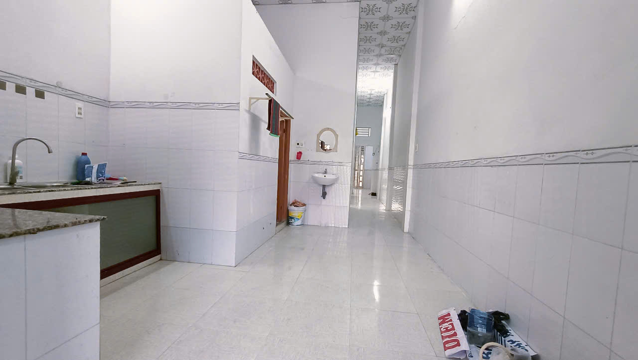 nhà 8 triệu 2 phòng ngủ mặt tiền đường Trần Vĩnh Kiết thuận lợi cho việc kinh doanh - Ảnh 3
