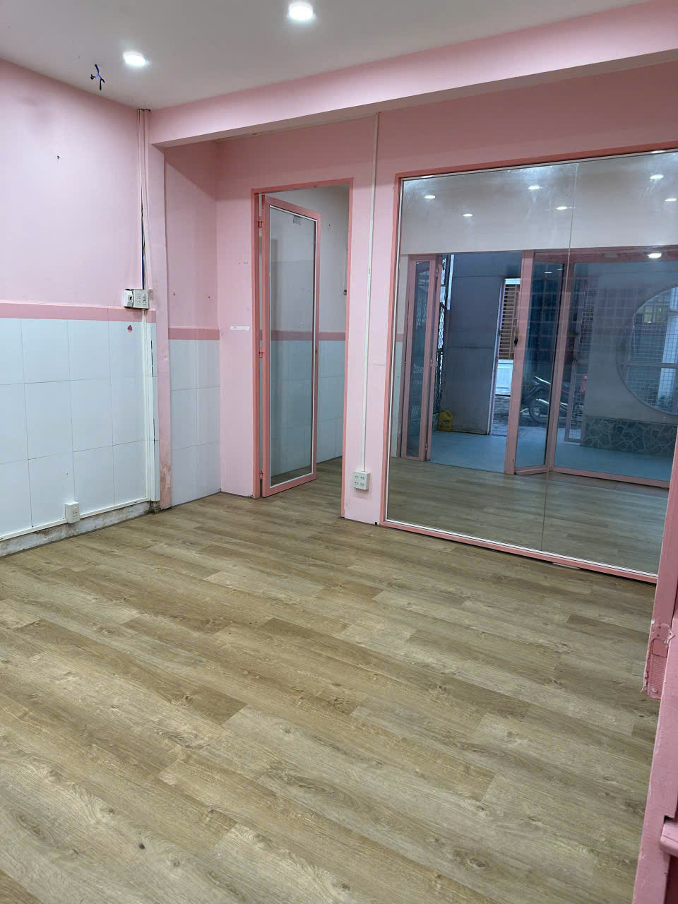 CHO THUÊ NHÀ 5 triệu 2 phòng ngủ TRỆT LẦU 2 phòng ngủ KẾ CHỢ AN HOÀ - Ảnh chính