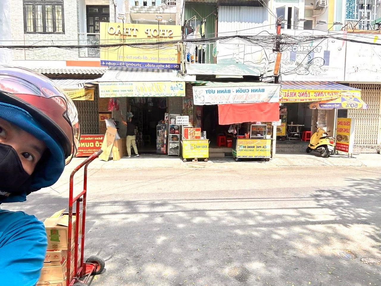ĐỐI DIÊN TRƯỜNG TRUNG HOC NGUYỄN TRẢI -CÓ NHÀ CẦN BÁN- THUẬN TIỆN ĐI LẠI .XE HƠI TỚI CỬA. - Ảnh 3