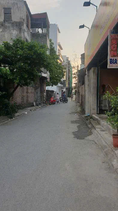 Bán nhà 4 tầng phố Gia Quất, Thượng Thanh,, chỉ với hơn 5 Tỷ. - Ảnh chính