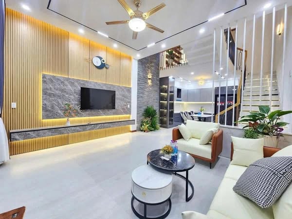 BÁN NHÀ THỤY PHƯƠNG - LÔ GÓC - O TO QUA NHÀ - 5.7 TỶ - Ảnh chính