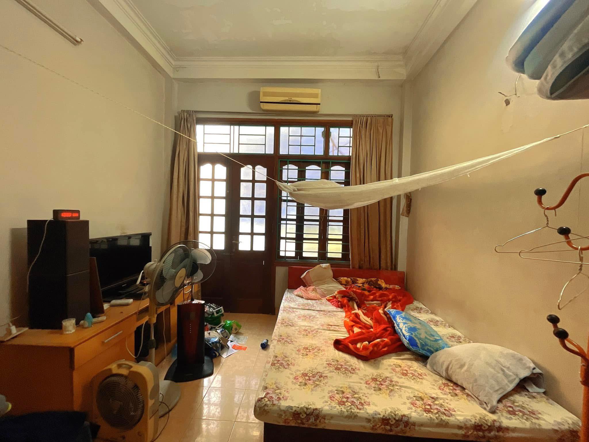 BÁN NHÀ ĐƯỜNG NGUYỄN VĂN HUYÊN CẦU GIẤY, VỊ TRÍ ĐẸP GẦN PHỐ Ô TÔ KINH DOANH. DT 51M2 5 TẦNG 13.5 TỶ - Ảnh 2